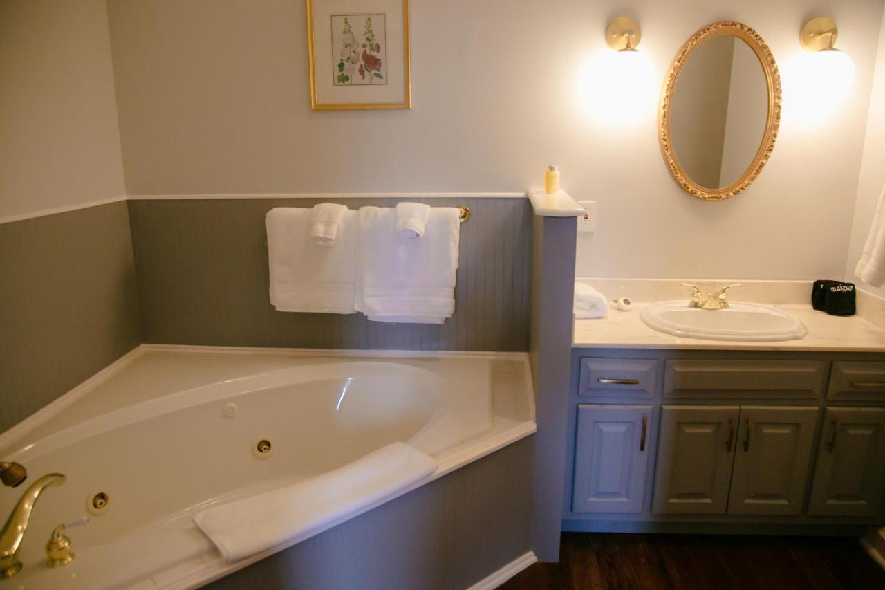 The Grand Hotel Hogansville Екстериор снимка