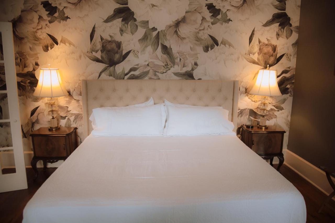 The Grand Hotel Hogansville Екстериор снимка