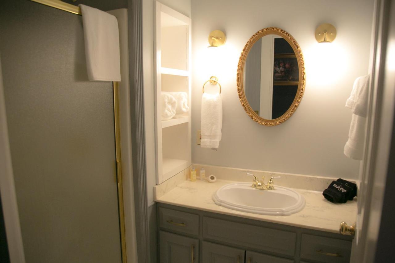 The Grand Hotel Hogansville Екстериор снимка